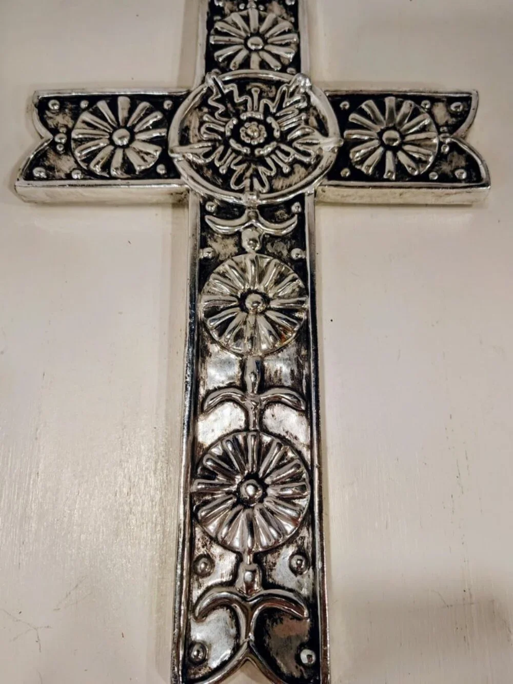 Ornate Religious Cross Wall Hanging Silver Chrome Resin Floral Design 11